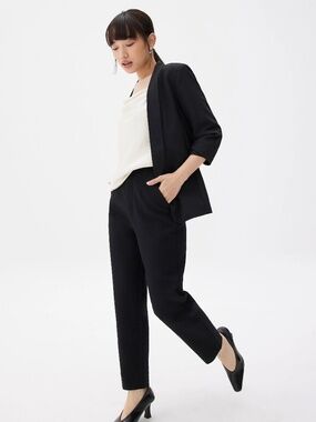 LOVE BONITO BLACK PANTS SIZE XS NWT